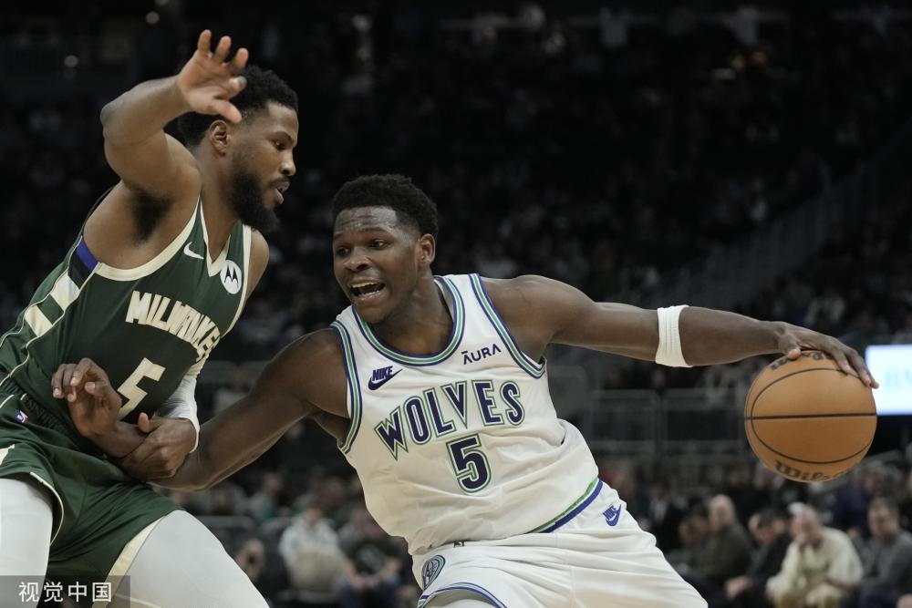 备受瞩目的 备受瞩目的